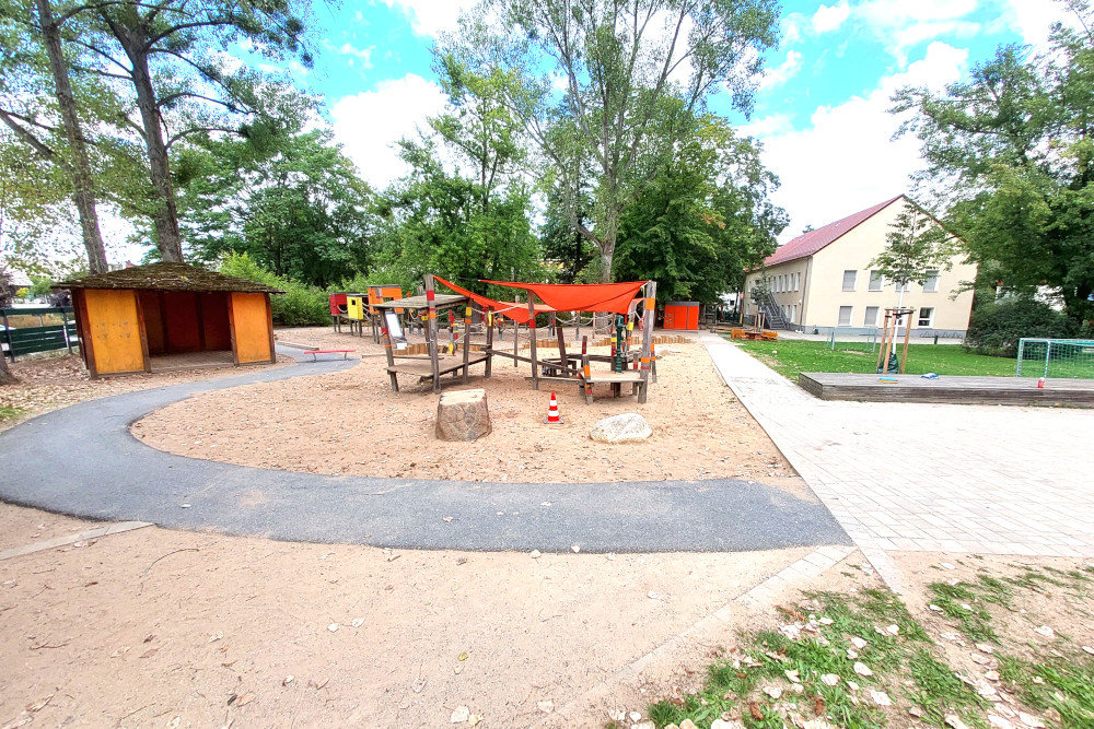 Baugrundgutachten für die Neugestaltung bzw. Neubau eines Matschspielplatz in einem Kindergarten in Dresden