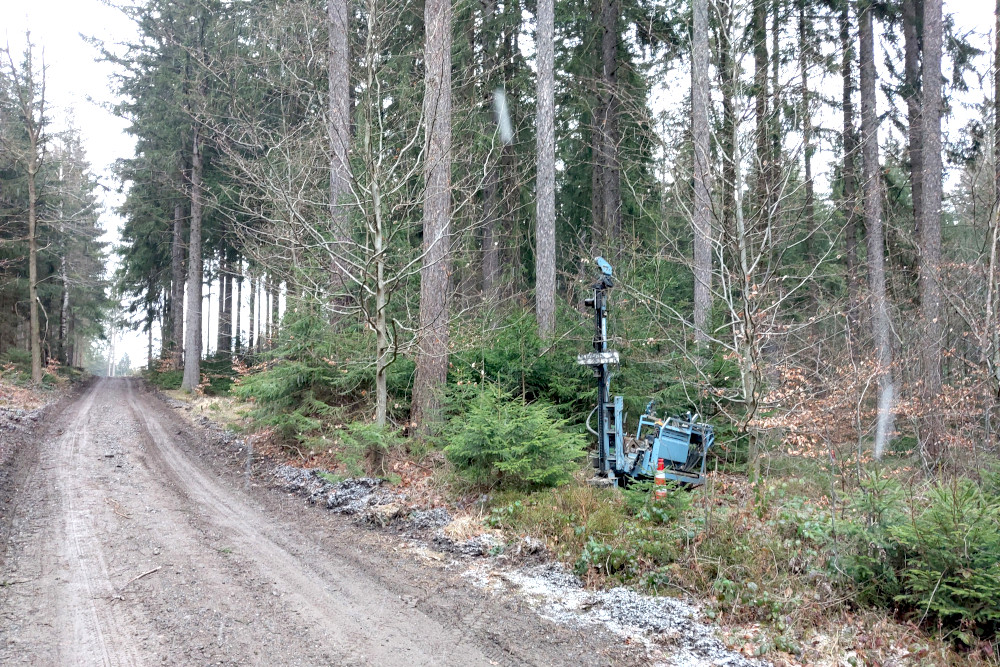Baugrunduntersuchung für einen Funkmastneubau bei Schwarzenberg im Erzgebirge Baugrunduntersuchung für einen Funkmastneubau bei Schwarzenberg im Erzgebirge