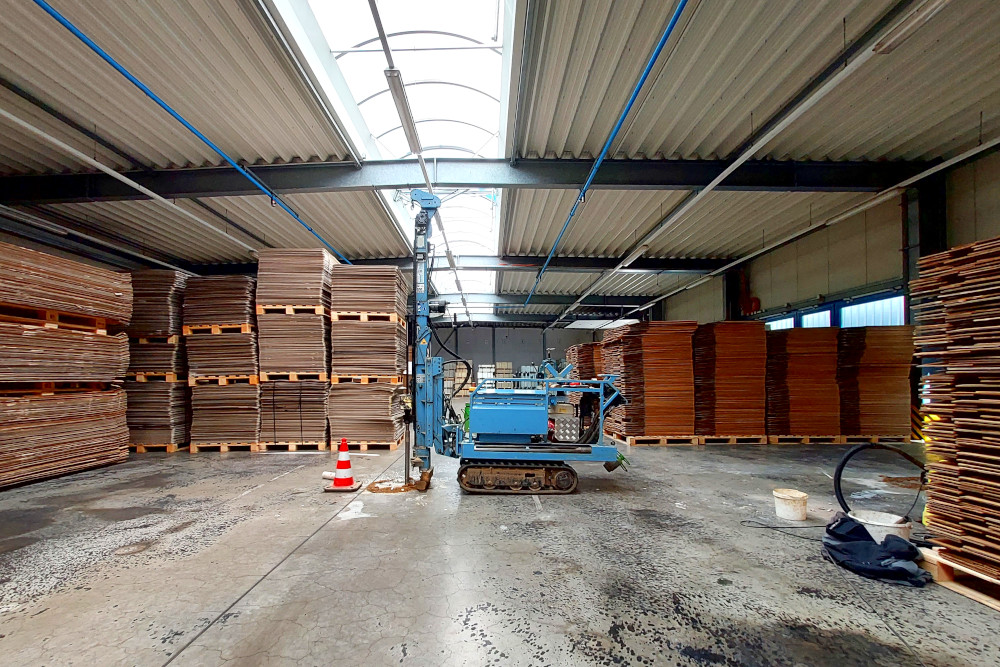 Baugrunduntersuchung und Gründungsempfehlung für Maschinenfundamente in einer industriellen Halle in Meißen